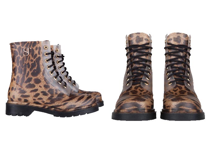 Supertrash regenlaarzen: musthave 2015. Regenlaarzen, rain boots, regenboots, enkellaarsjes en meer van Supertrash. Ga voor de luipaard print schoenen. Ontdek.
