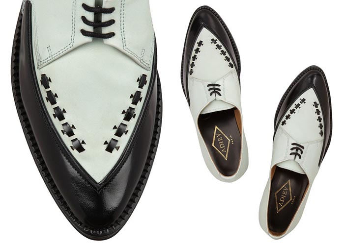 Brogues van het Parijse merk Adieu. Lees hier alles over het Parijse schoenenlabel Adieu. Bekijk de brogues en loafers van het stijlvolle merk hier.