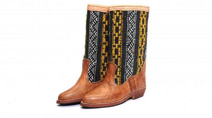 Alles over Kelim Boots. Lees hier over Kelim Boots en ontdek alle modellen van deze laarzen voorzien van een Perzisch design. Uniek en origineel!