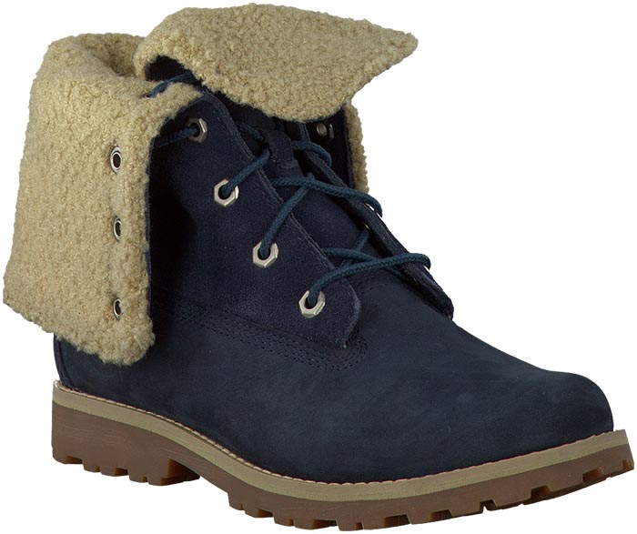Shearling: winter trend 2014: boots, jassen etc. Alles over shearling boots en andere fashion items. Ontdek de trend voor de winter van 2014.