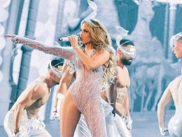 Jennifer Lopez brengt schoenenlijn op de markt