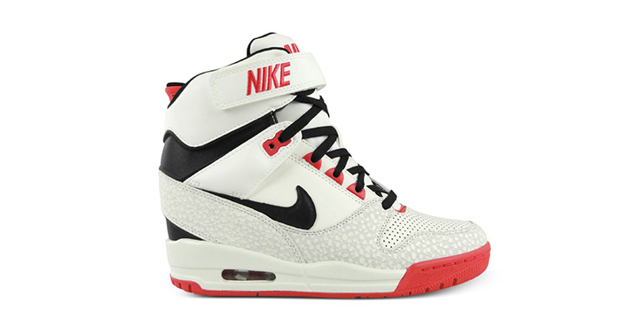 Boos water Vete Musthave: Nike Dunk Sky High sneakers - Shoejunks.nl