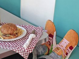 Gezond fastfood: hamburger sneakers