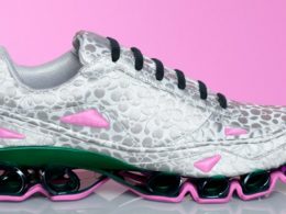 Gespot: Raf Simons x Adidas Originals